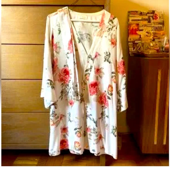 Floral kimono One Size !! - Picture 3 of 9